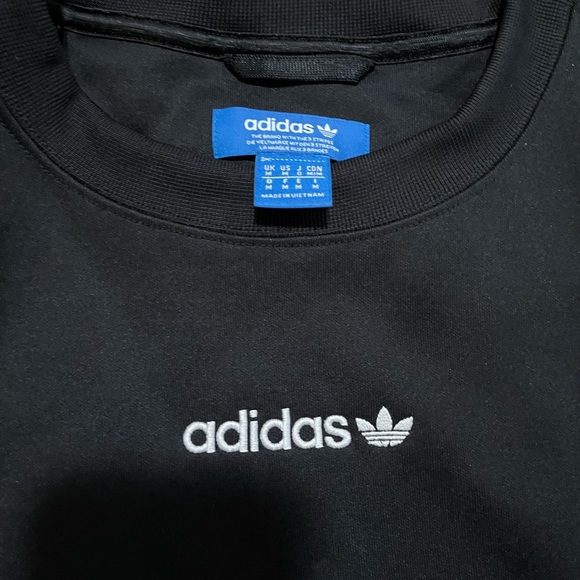 Adidas Crewneck - Picture 2 of 3